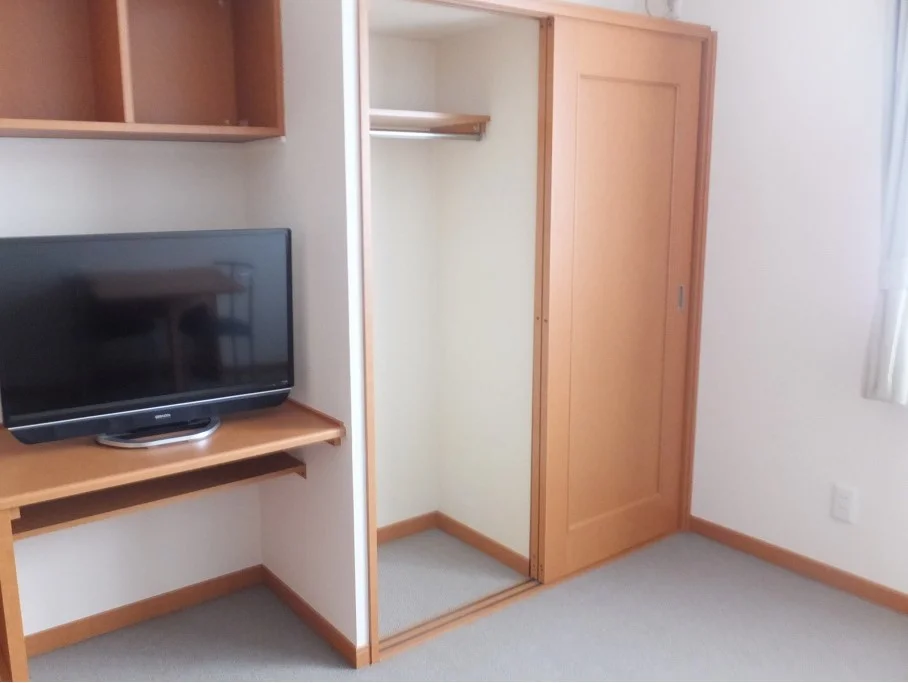 ハンガーパイプ付き