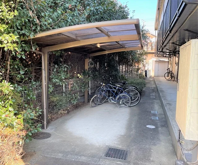 屋根付き駐輪場