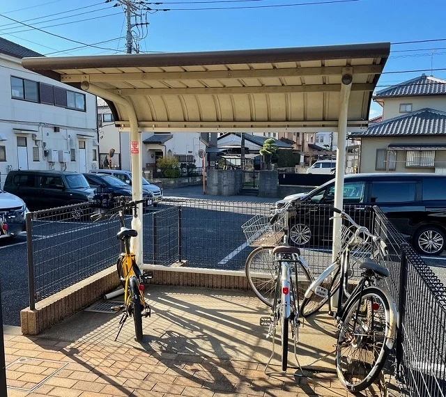 屋根付き駐輪場