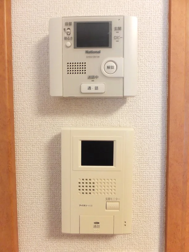 ホームセキュリティー・モニター付きインターホンあり