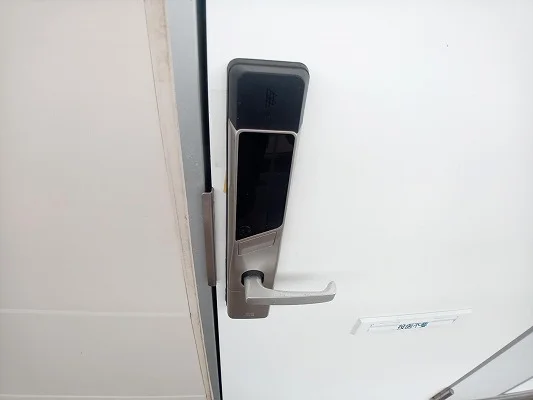 鍵（スマートロック）