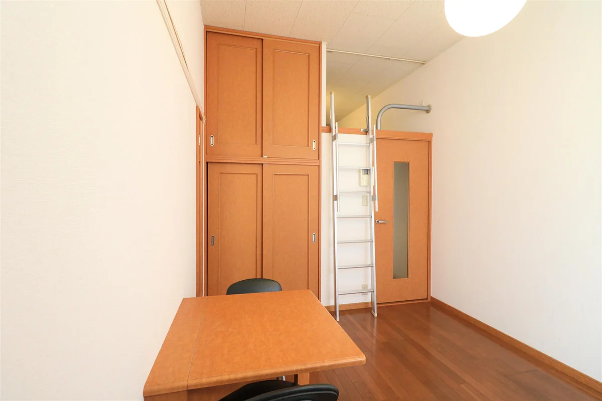 新入学生には安心！家具家電付で、すぐに新生活をスタート！