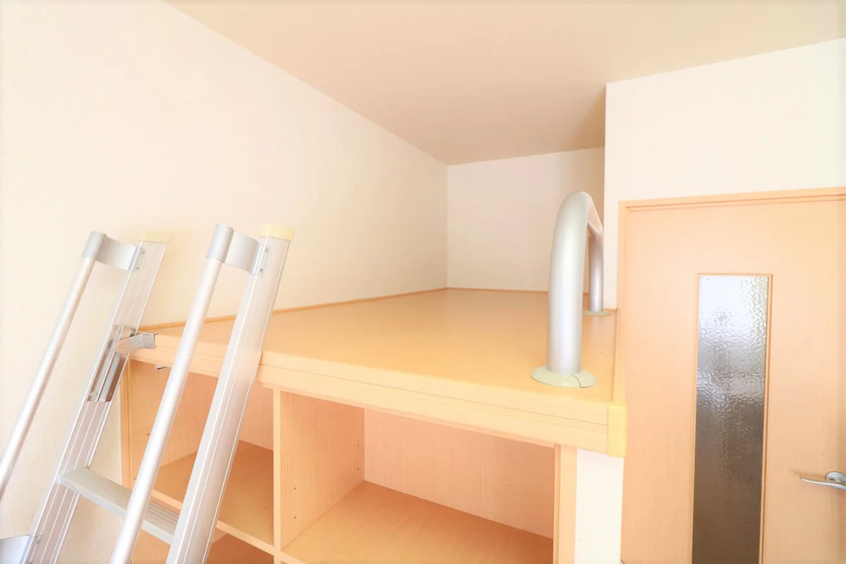 ハイベッドを活用すれば広々とした洋室を確保