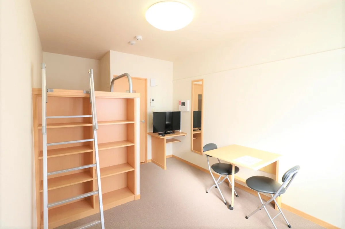 当社人気のハイベッドタイプ!!!決め手はベッド下の収納