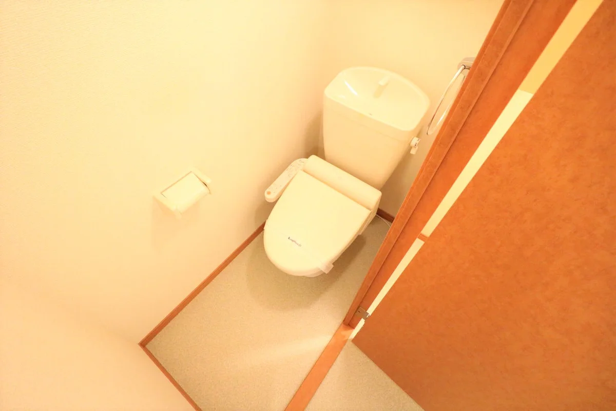 温水洗浄便座を完備しており快適な毎日を！