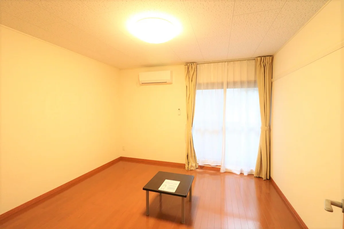 当社では希少なベッドなし物件！お好きなベッドが設置可能！