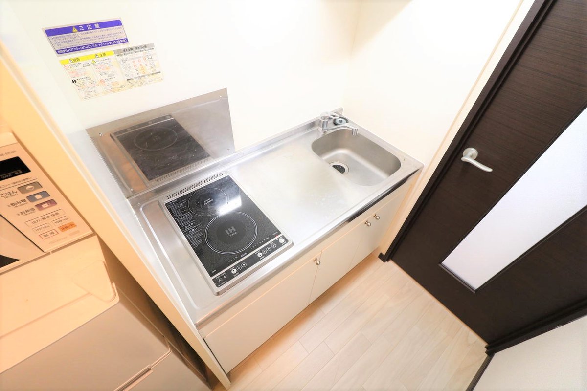 ワイドキッチン2口コンロ（ⅠＨ専用）お掃除が楽チン