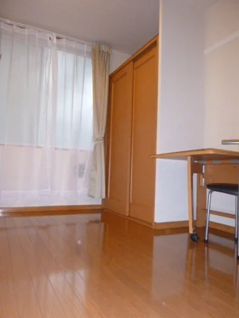 設備・仕様は号室により異なる為、現況を優先致します。