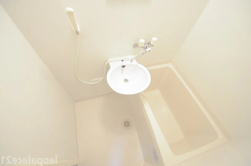 設備・仕様は号室により異なる為、現況を優先致します。