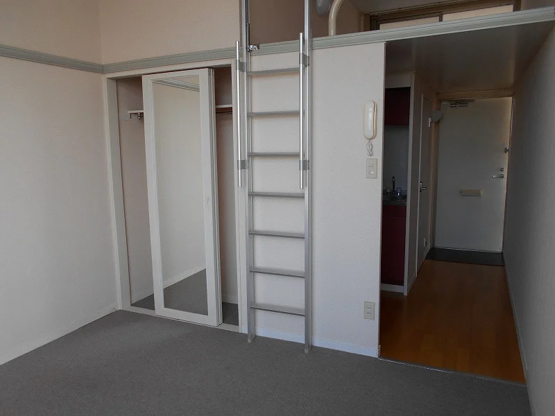 部屋によって家具家電の有無は異なります