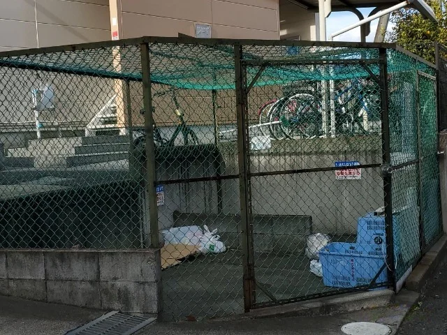 ゴミ置場
