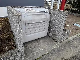 ダストボックス