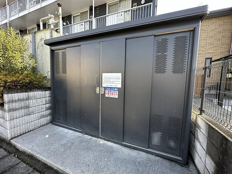 入居者様専用ゴミ庫となります