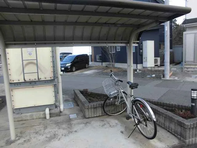 屋根付き駐輪場です。