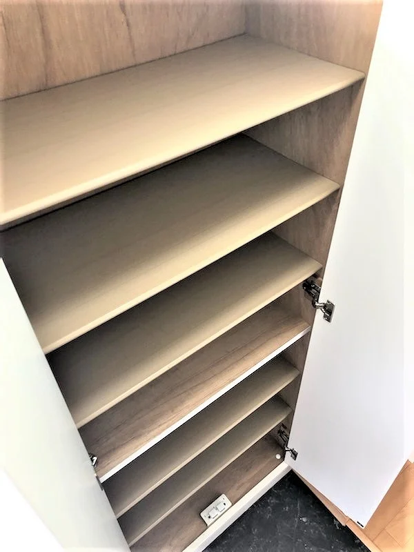 シューズボックス