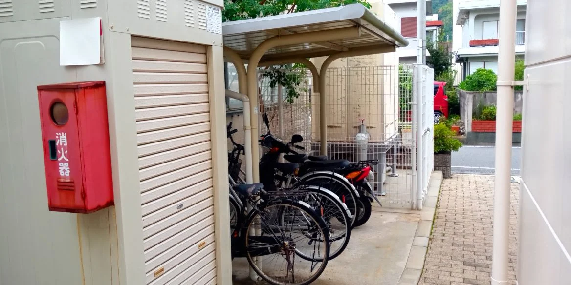 屋根付き駐輪場