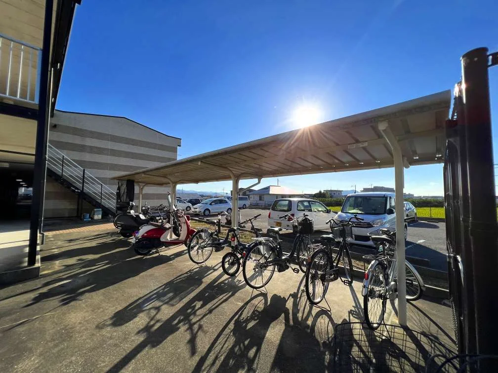 屋根付き駐輪場