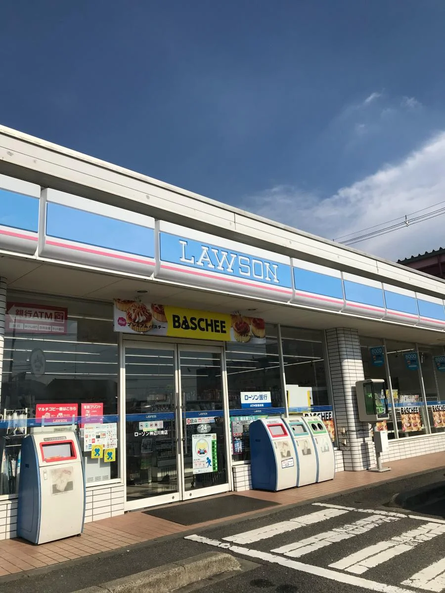 コンビニまで徒歩6分