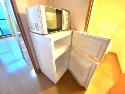 電子レンジと冷蔵庫付いてます♪