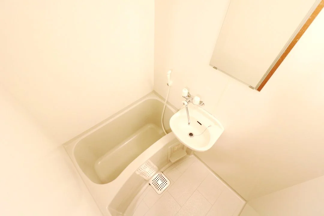 浴室乾燥機で雨や雪の日でもらくらくお洗濯！