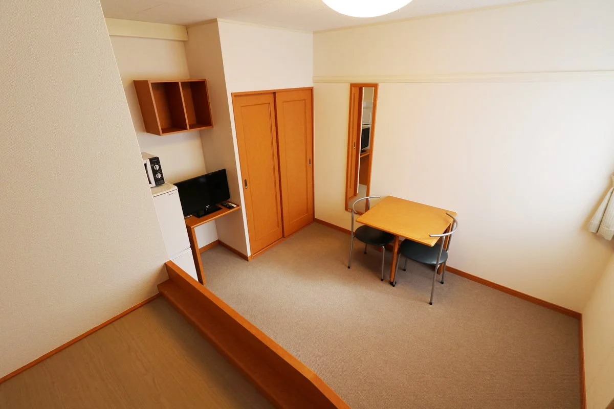 大型家具家電付きにより初めての一人暮らしの方も安心！