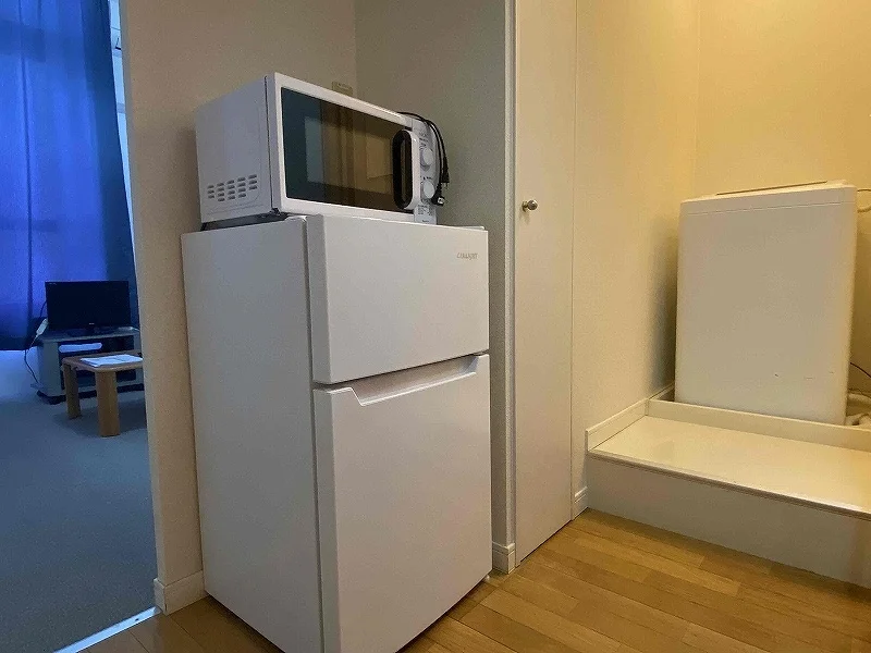 ※同タイプ部屋の写真となります（冷蔵庫・レンジ・洗濯機）