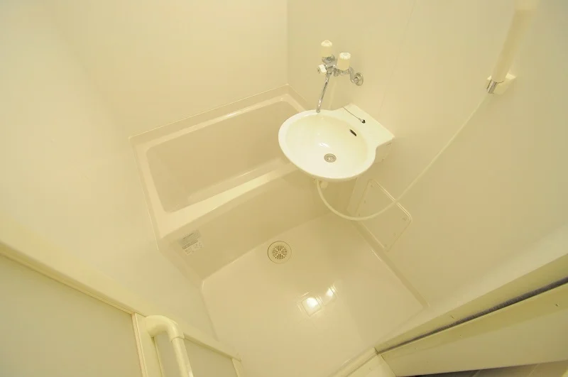 設備・仕様は号室により異なる為、現況を優先致します。