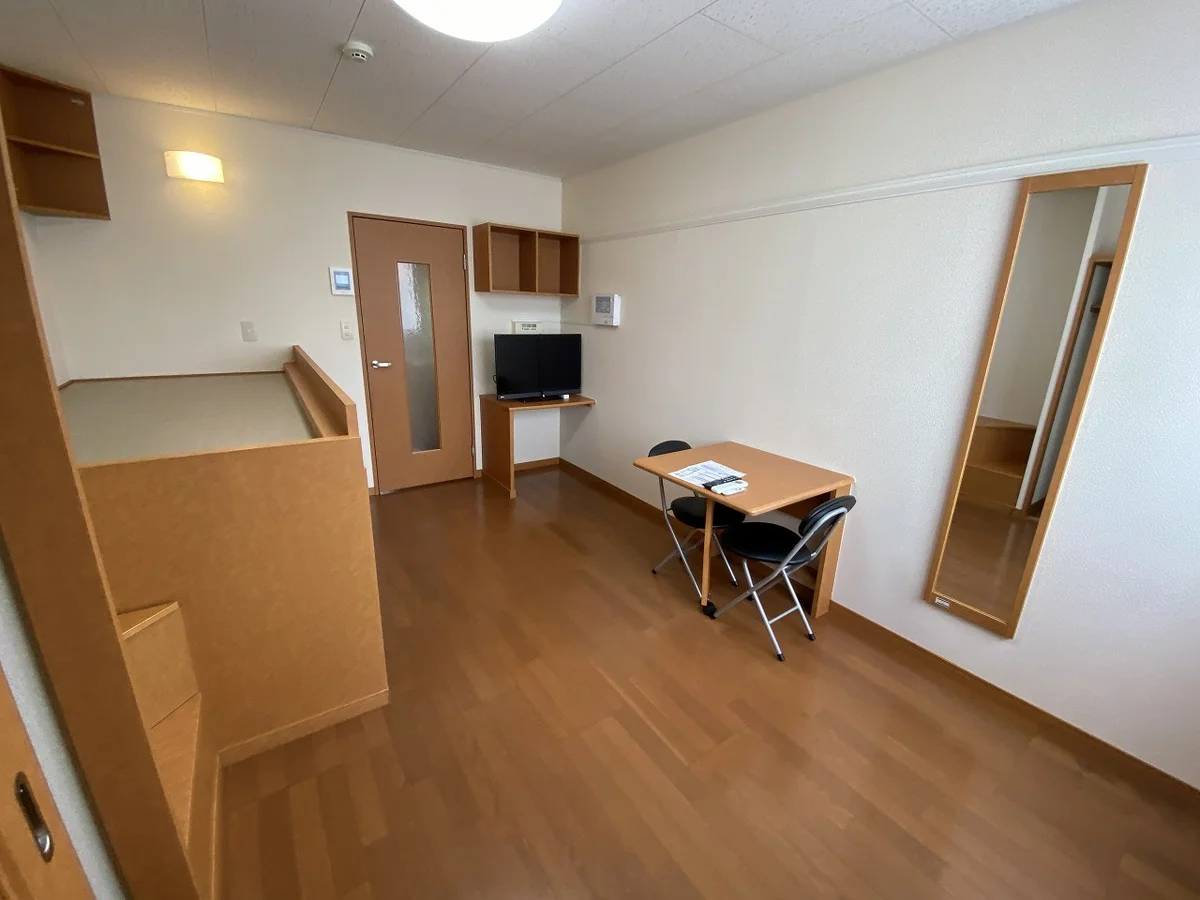 写真と異なる場合は、現状を優先致します。