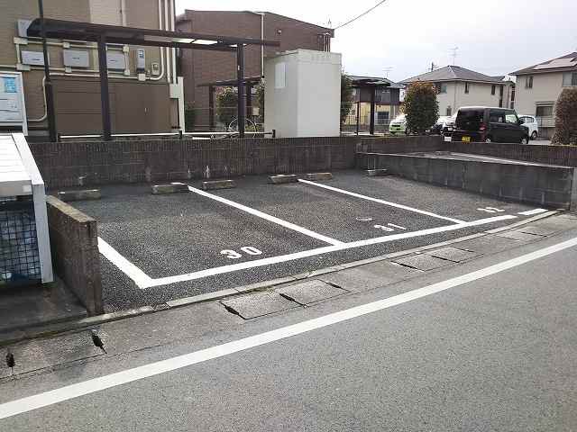 写真と現状が異なる場合は現状を優先します。