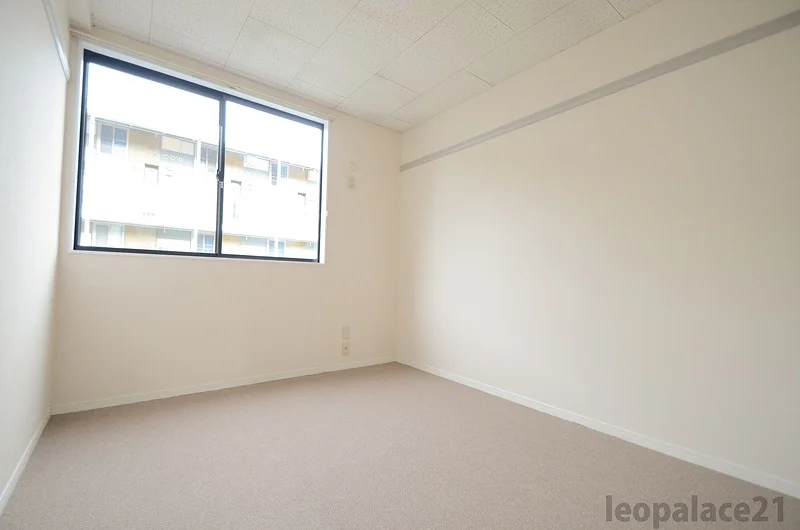 設備・仕様は号室により異なる為、現況を優先致します。