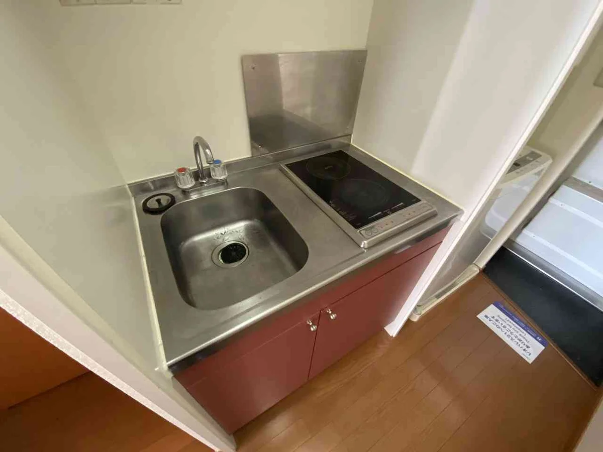 設備仕様は号室により異なる為、現況を優先致します。