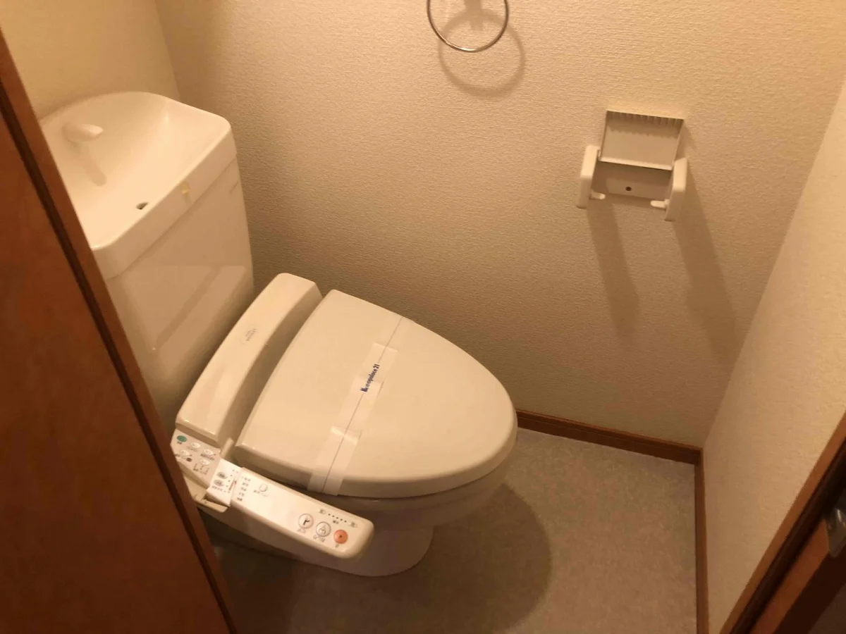 設備仕様は号室により異なる為、現況を優先致します。