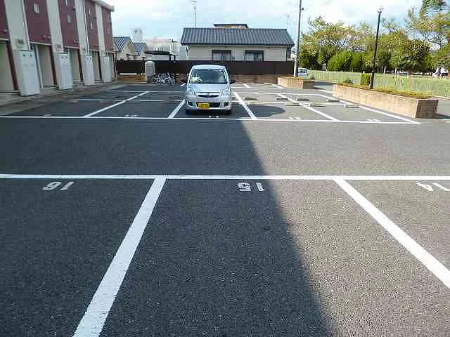 写真と現状が異なる場合は現状を優先します。