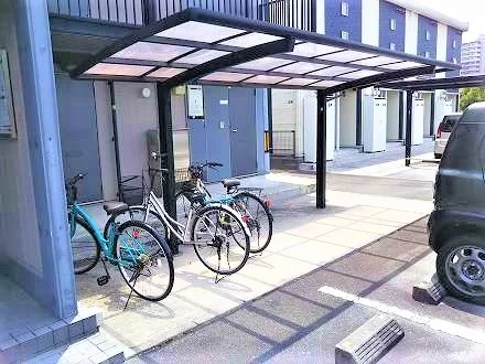 屋根付き駐輪場
