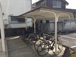 屋根付き駐輪場