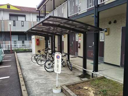 屋根付き駐輪場