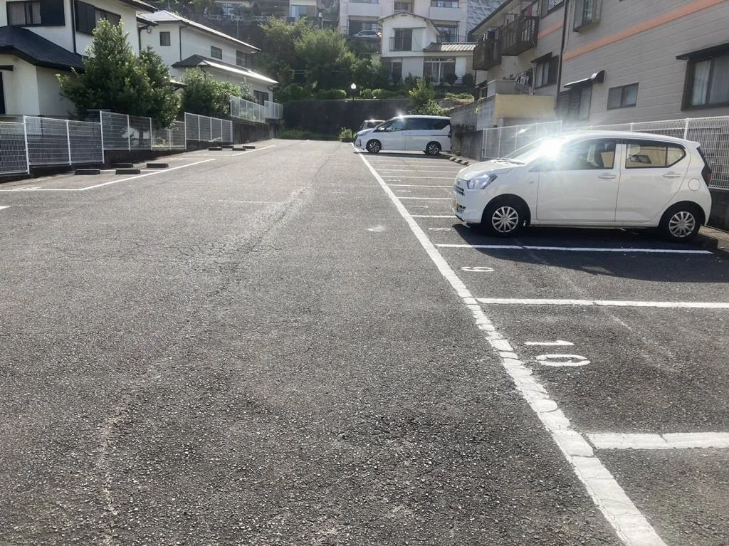 設備・仕様は号室により異なる為現況を優先致します。