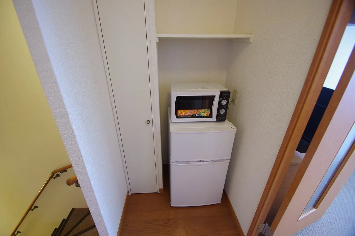 冷蔵庫/電子レンジ設置済（仕様が異なる場合がございます）