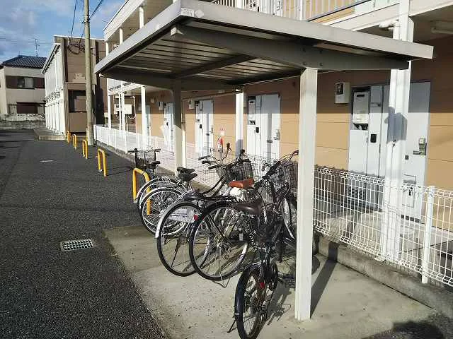 屋根付駐輪場