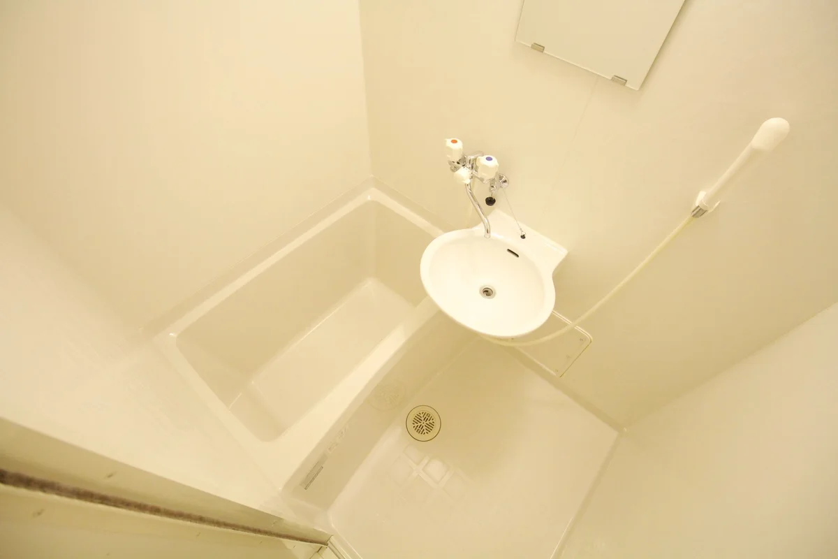 もちろんセパレートタイプで浴室乾燥機も付いています♪