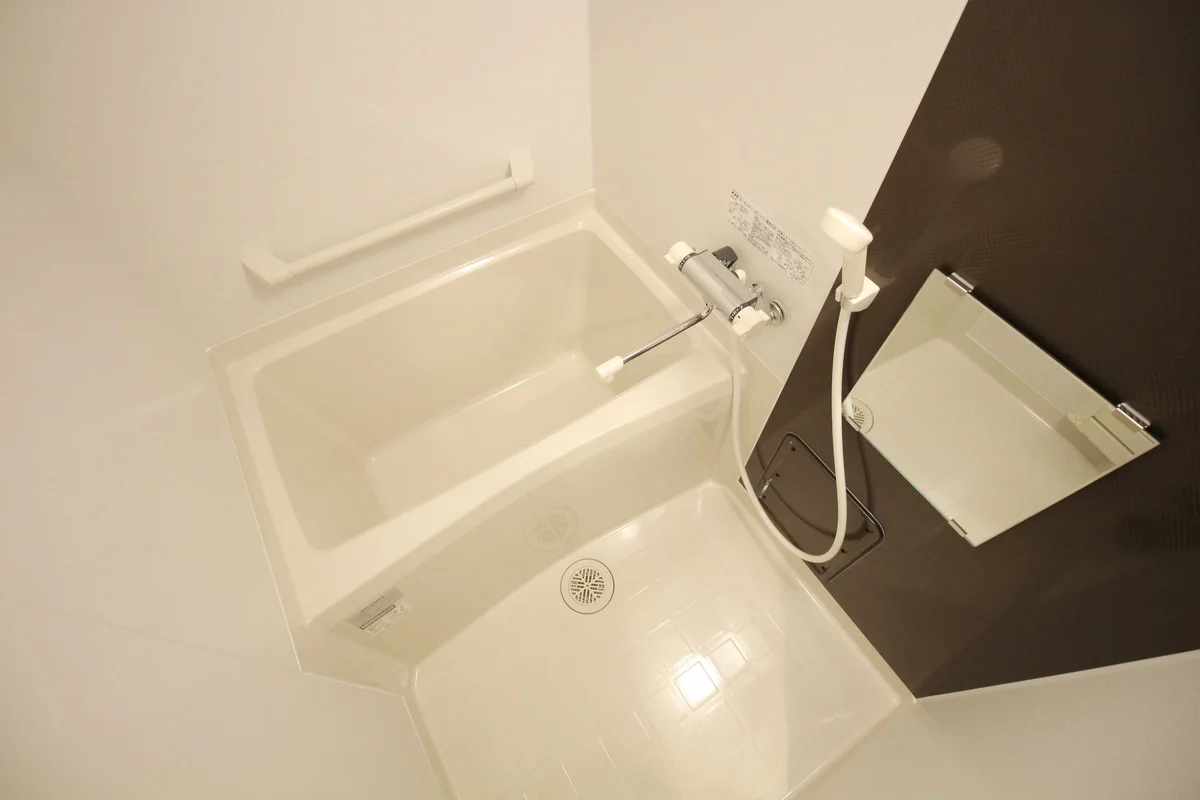 カラーパネルを採用したお風呂です！もちろん浴室乾燥機付き！