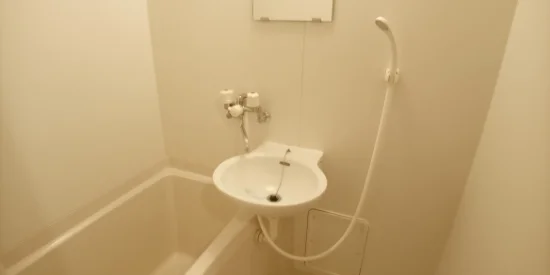 設備・仕様は号室により異なる為、現況を優先致します。