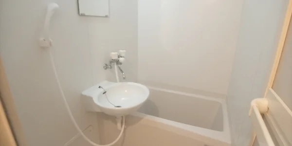 設備・使用は号室により異なる為、現況を優先致します。