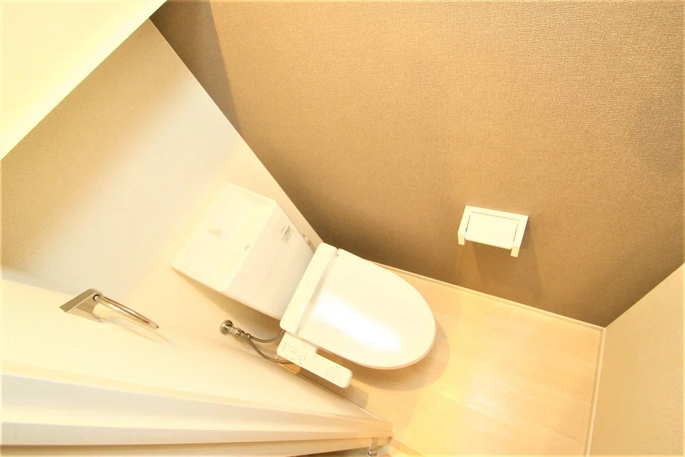 温水洗浄便座付きですよ！