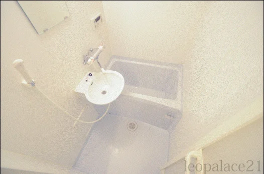 備品や設備仕様は号室等により異なります現地をご確認下さい。