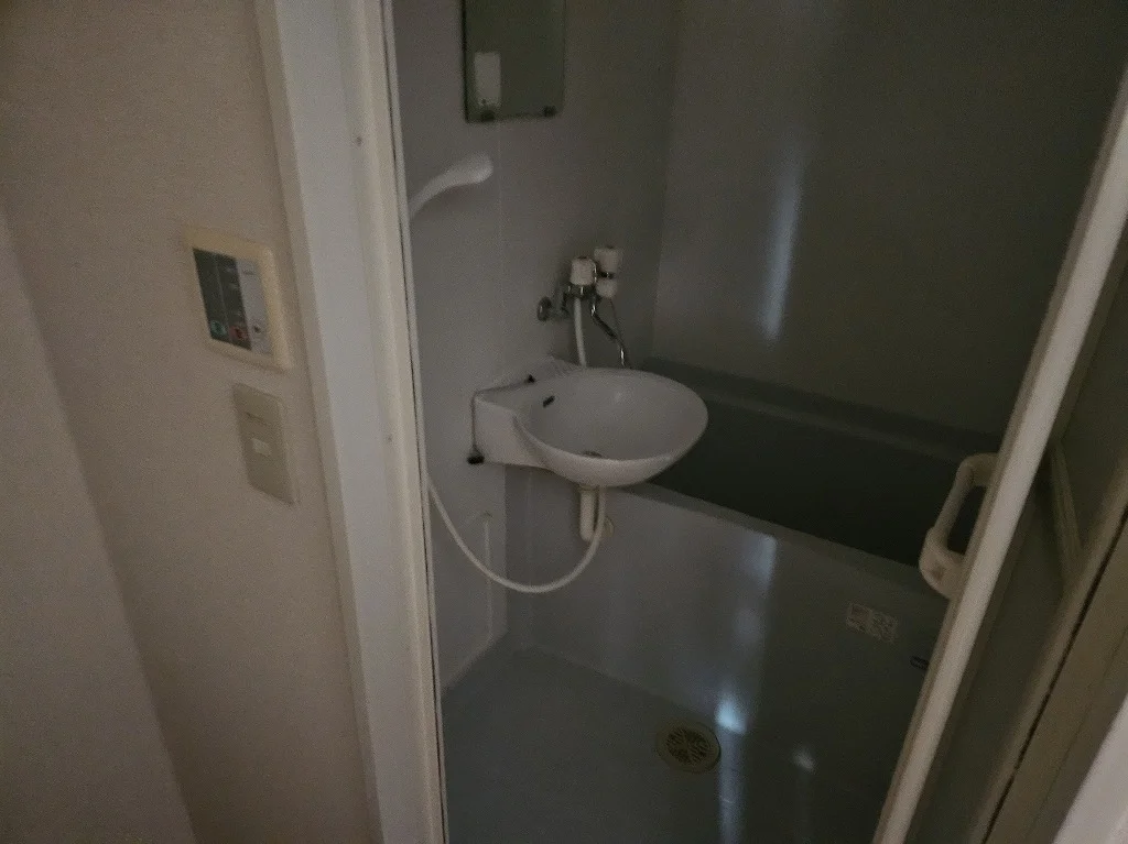 備品や設備仕様は号室により異なります。現地をご確認下さい。