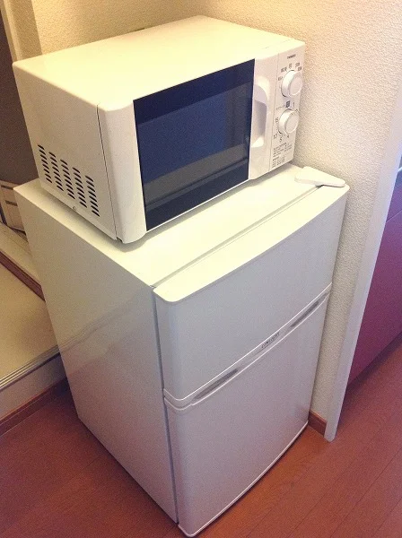 冷蔵庫、電子レンジ
