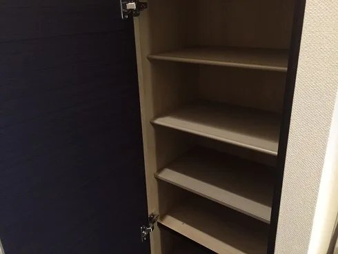 シューズボックス