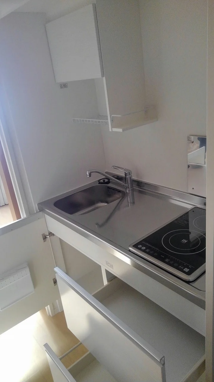 コンロの仕様が異なる場合があります