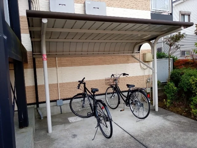 駐輪場　原付＆自転車のみ駐輪可能